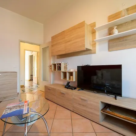 Apartment Castagnola 8 *