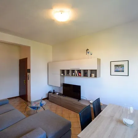 Castagnola 8 Apartman *